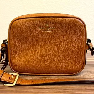 Beautiful Kate Spade Leather Crossbody.
